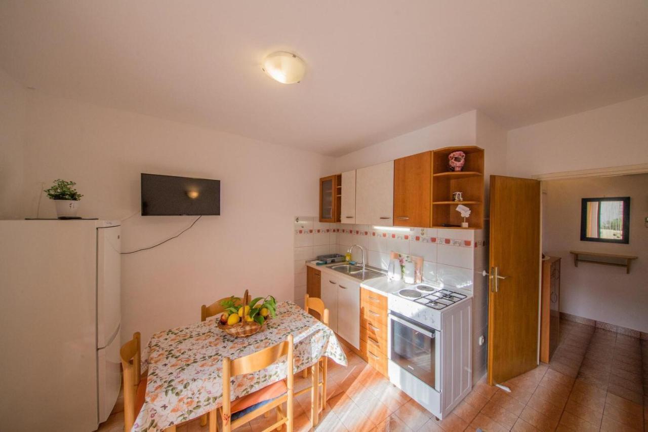 Komiža Apartmani Katija מראה חיצוני תמונה
