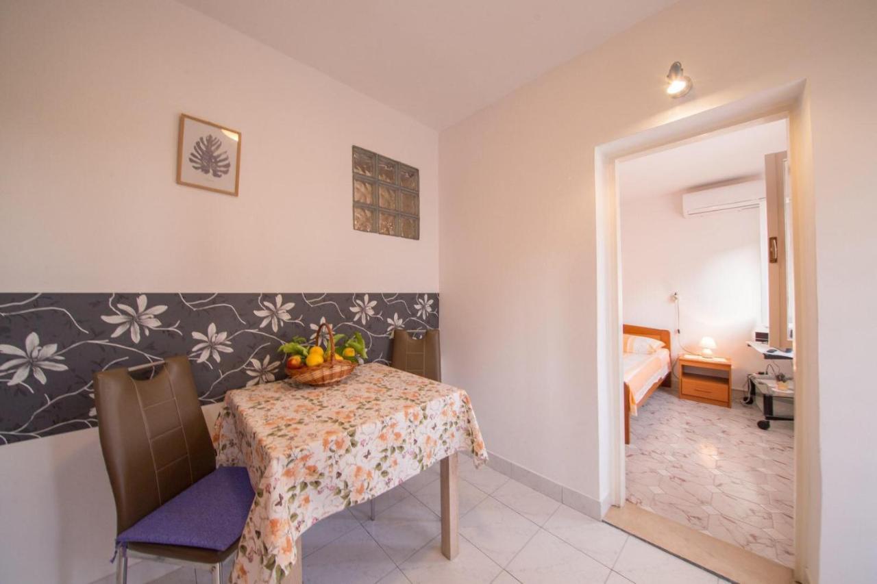 Komiža Apartmani Katija מראה חיצוני תמונה