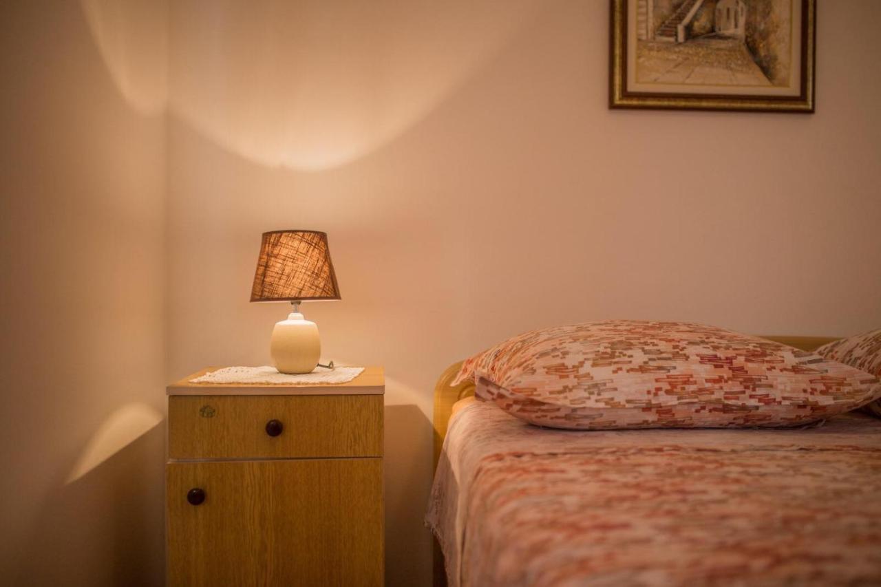 Komiža Apartmani Katija מראה חיצוני תמונה